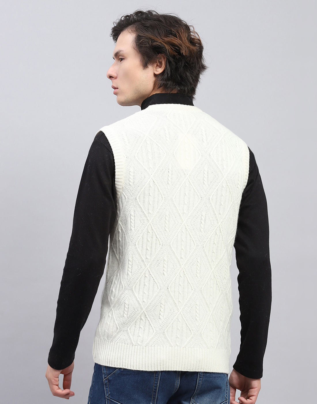 Men White Self Design V Neck Sleeveless Sweater