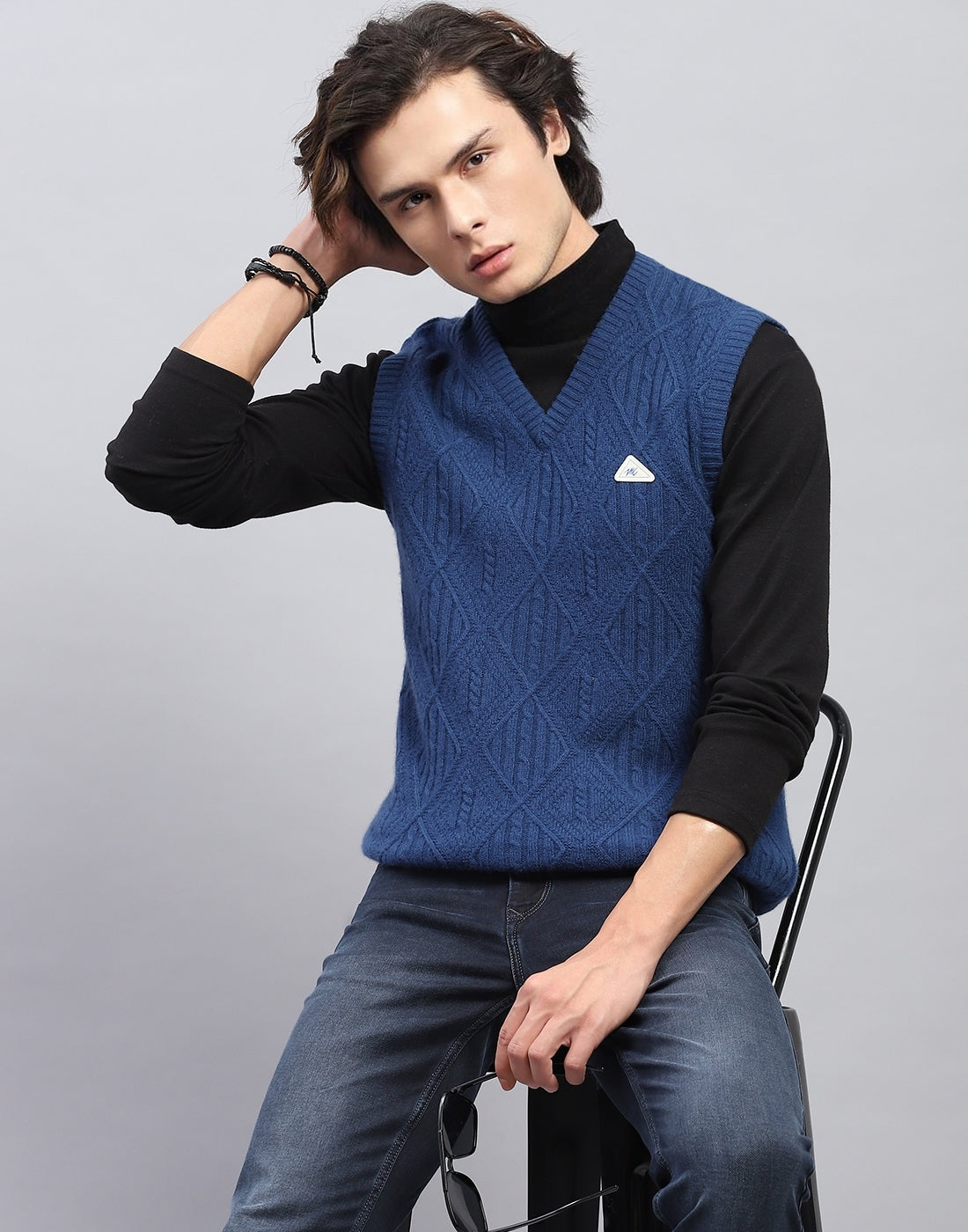 Men Blue Self Design V Neck Sleeveless Sweater