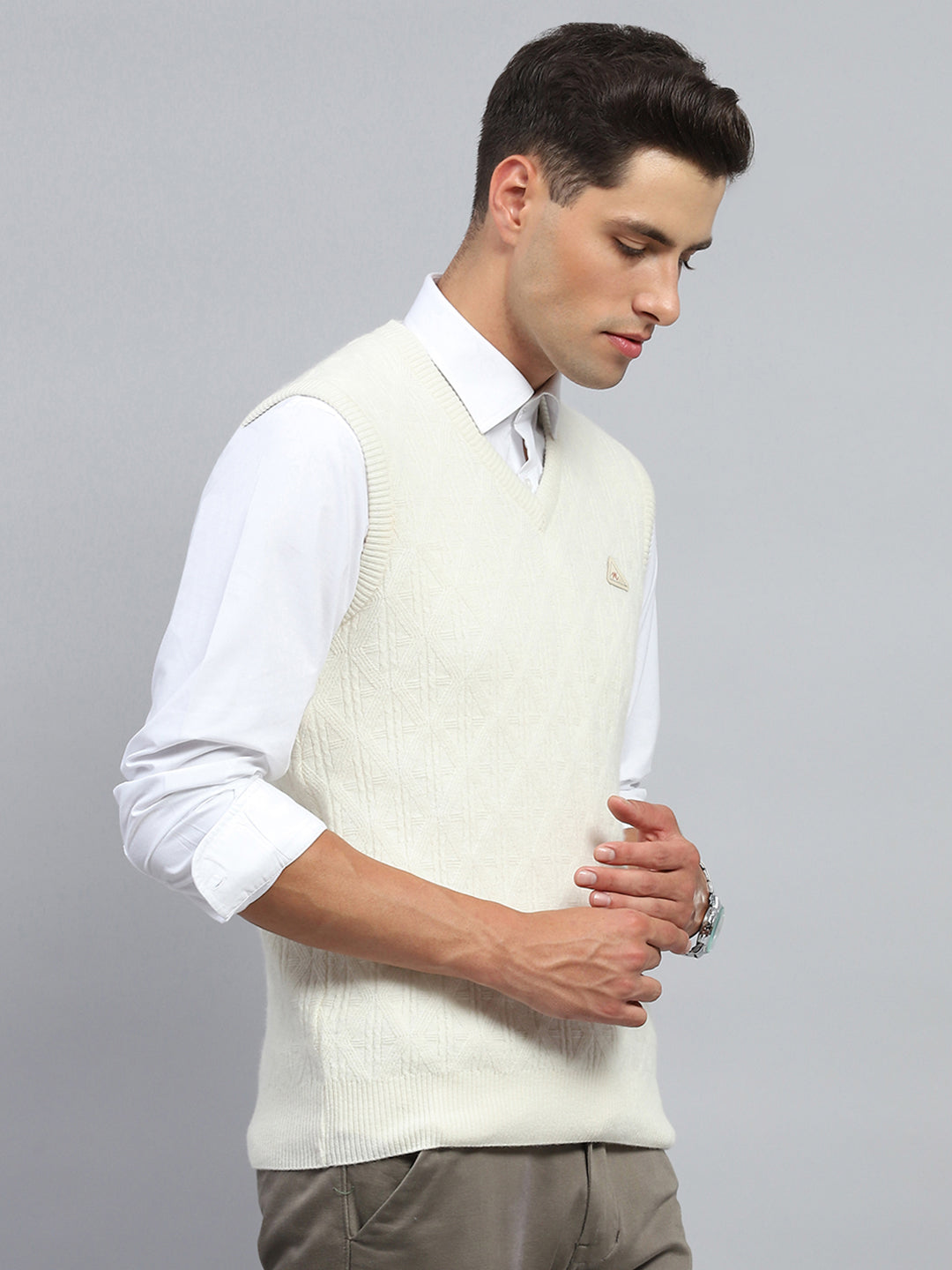 Men White Self Design V Neck Sleeveless Sweater