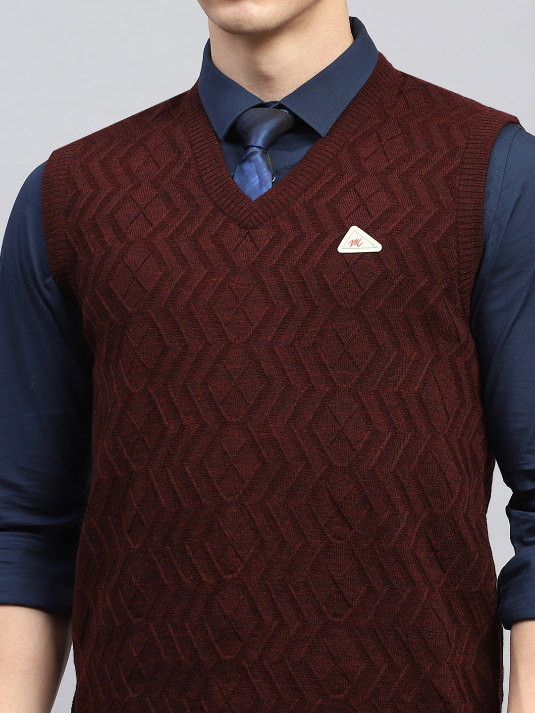 Men Maroon Self Design V Neck Sleeveless Sweater