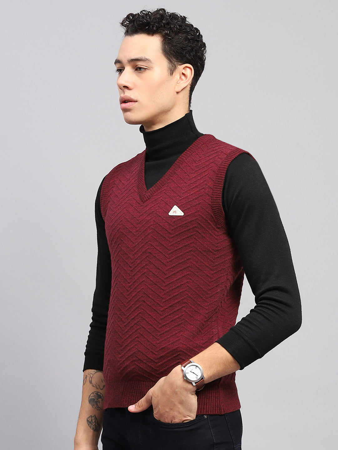 Men Maroon Self Design V Neck Sleeveless Sweater