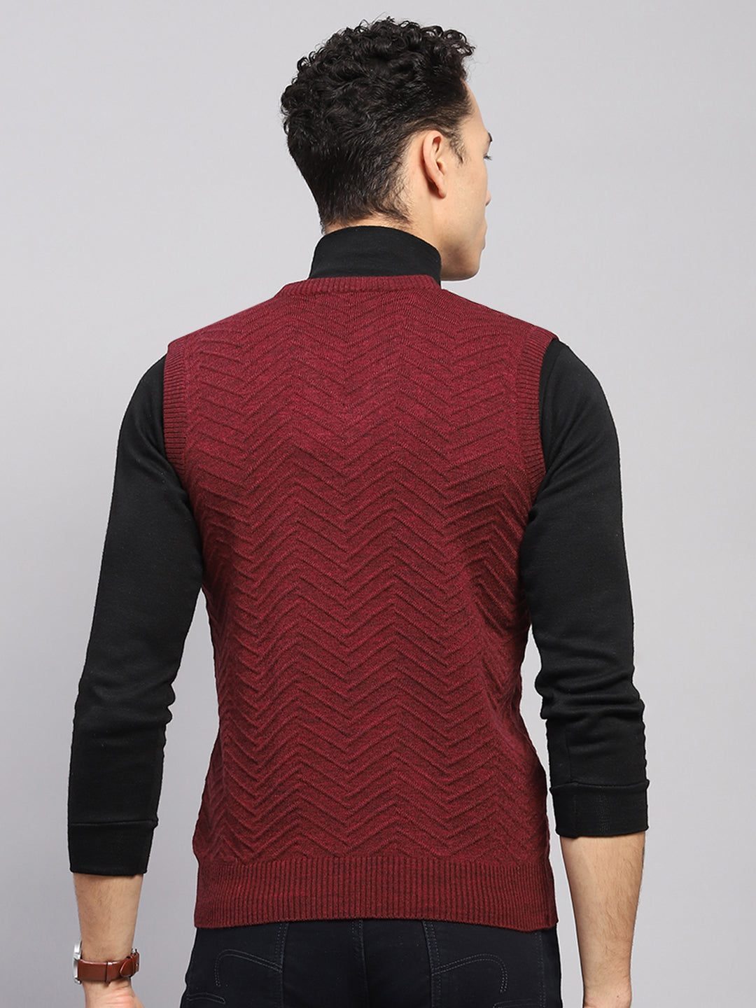 Men Maroon Self Design V Neck Sleeveless Sweater