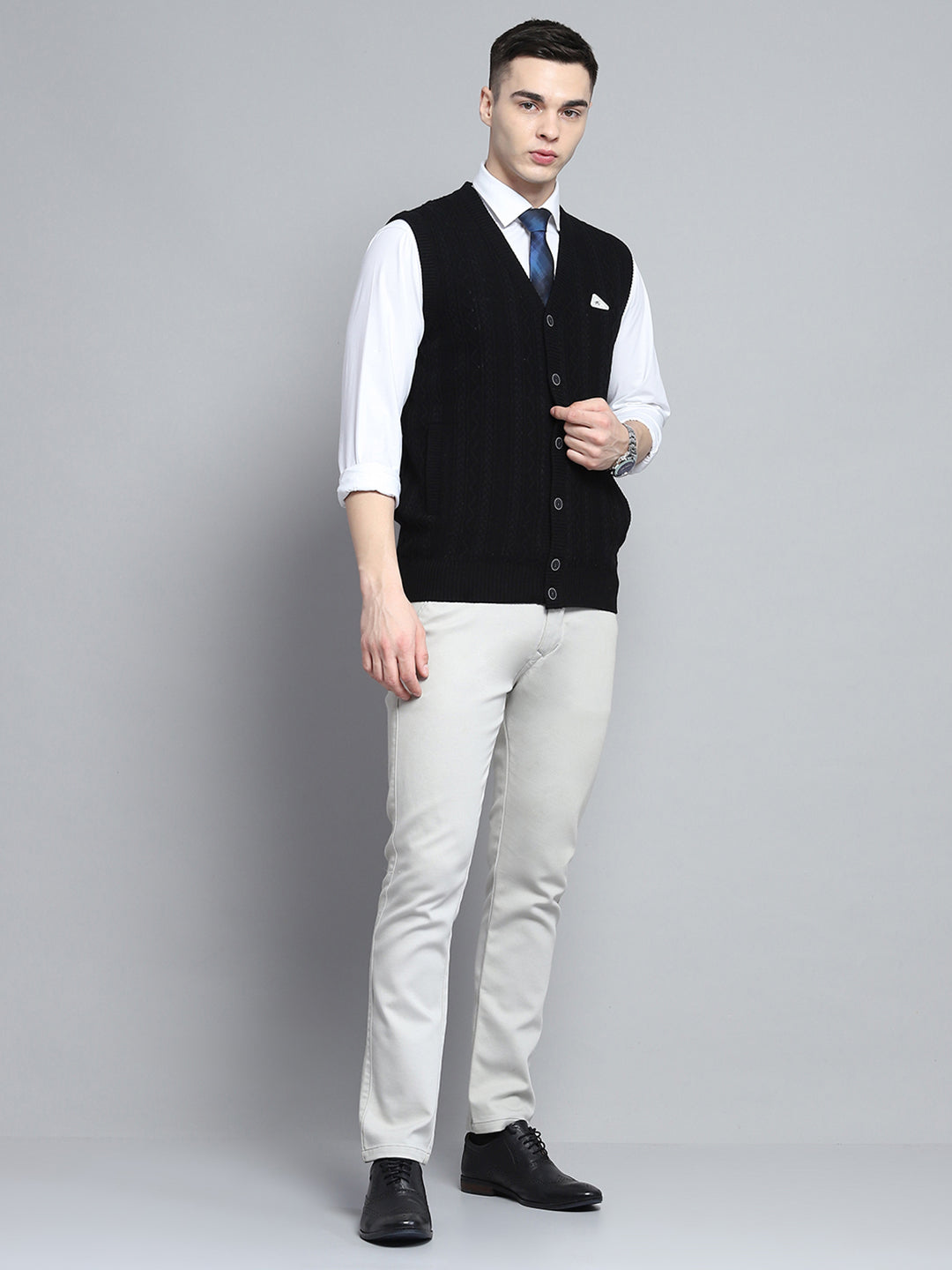 Men Black Self Design V Neck Sleeveless Cardigan