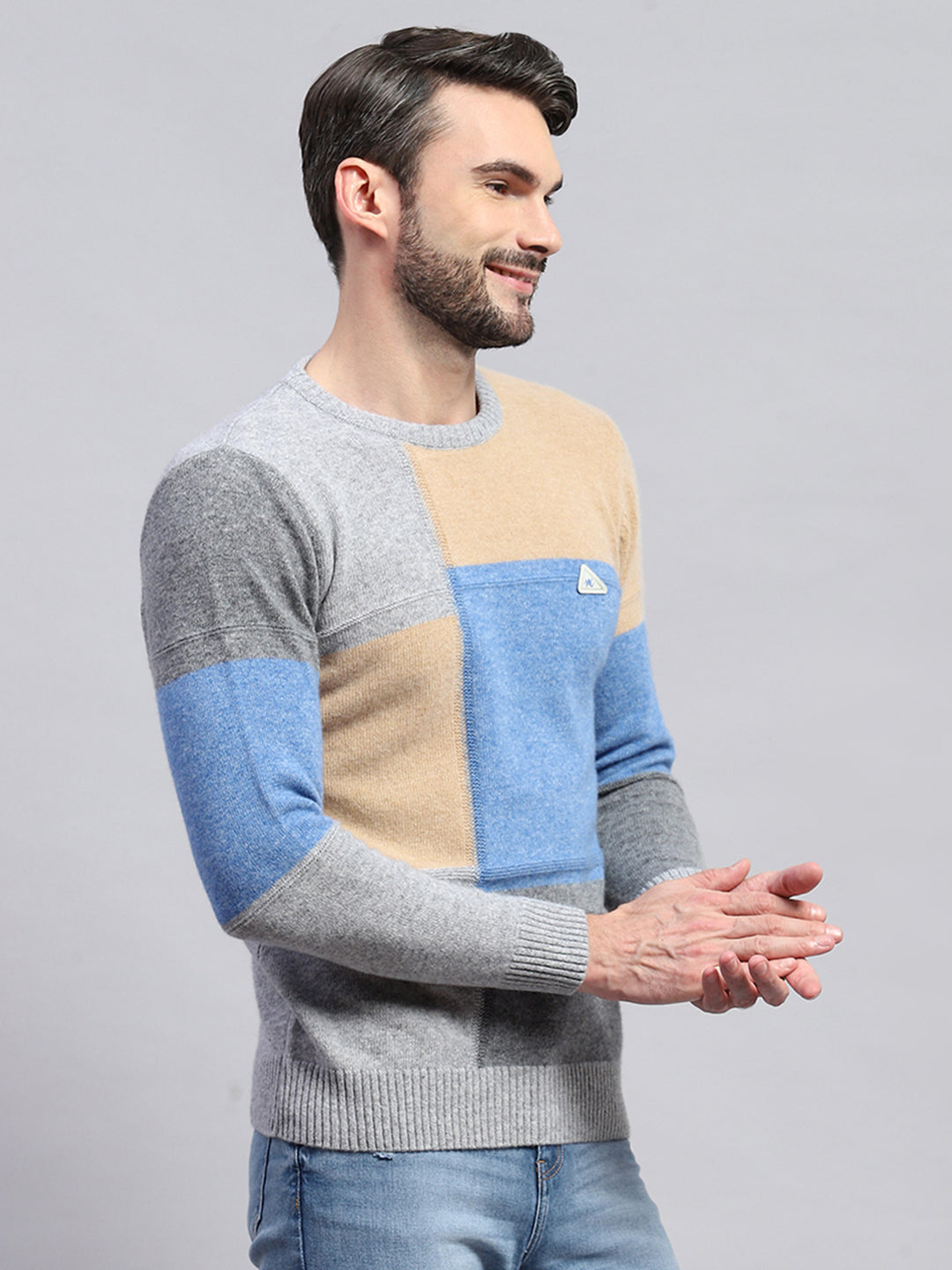 Men Grey Colourblocked Round Neck Full Sleeve Pullover