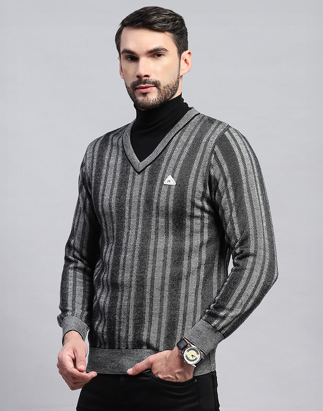 Men Black Stripe V Neck Full Sleeve Pullover