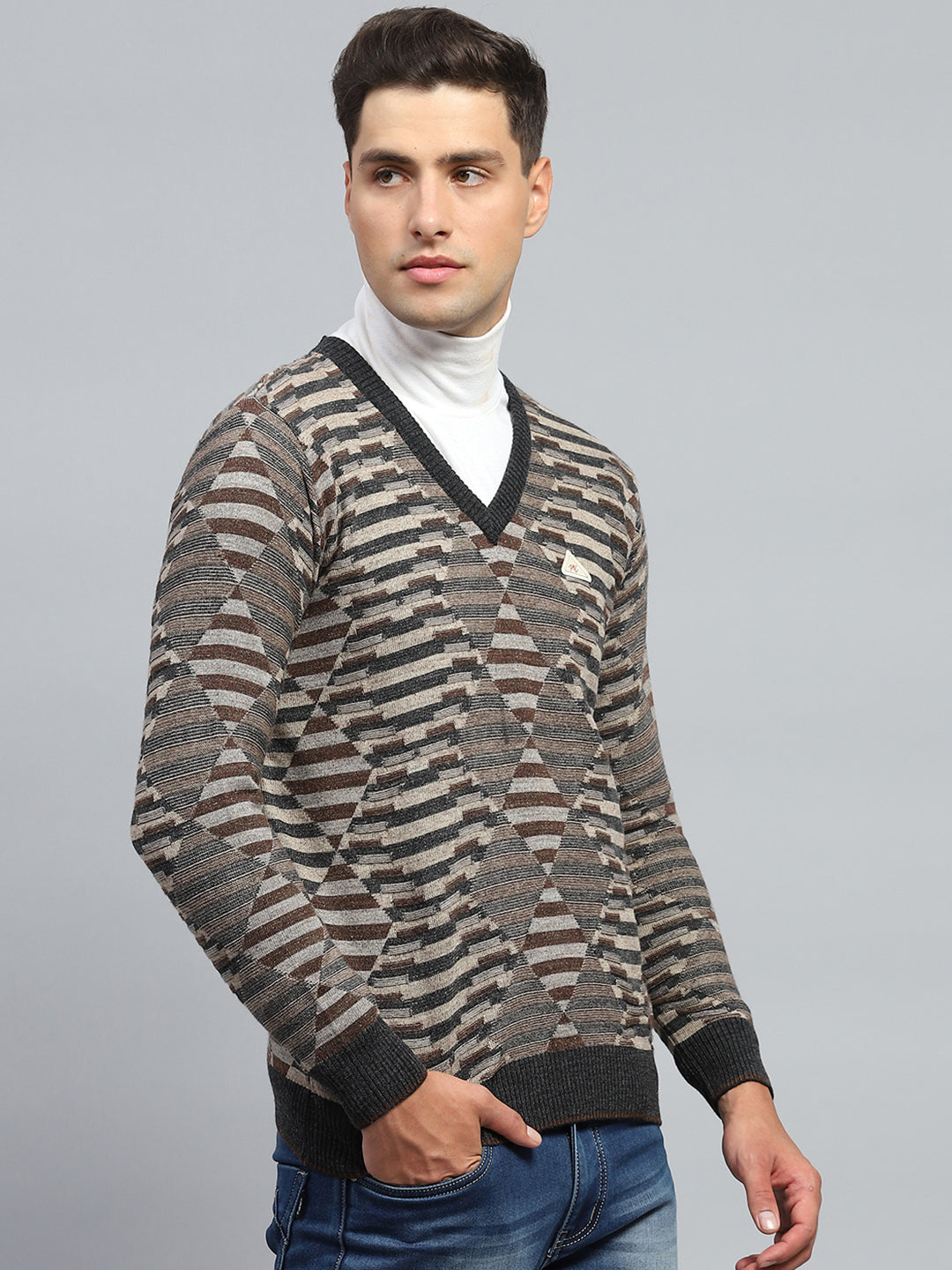 Men Olive Stripe V Neck Full Sleeve Pullover