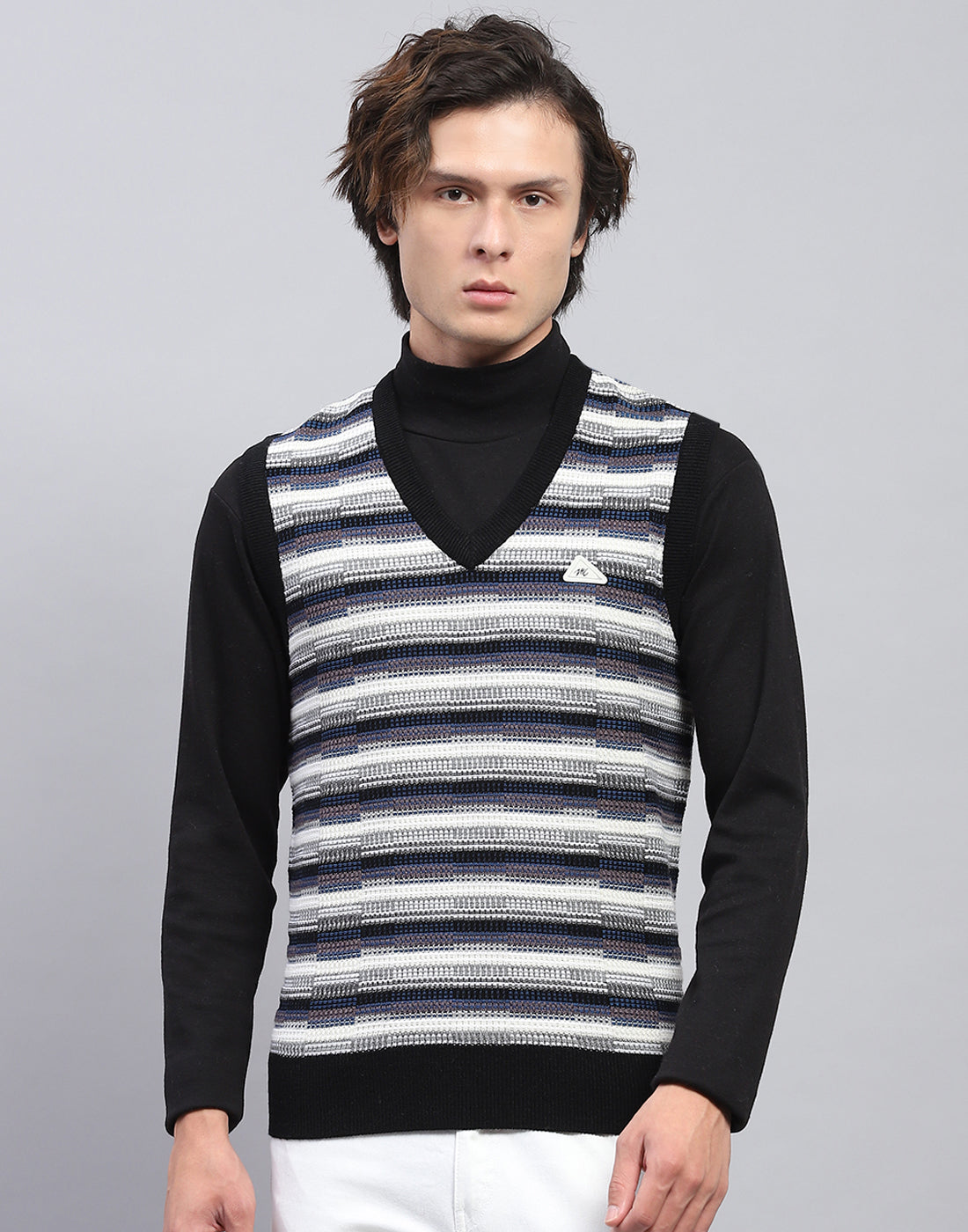 Men Black Self Design V Neck Sleeveless Sweater