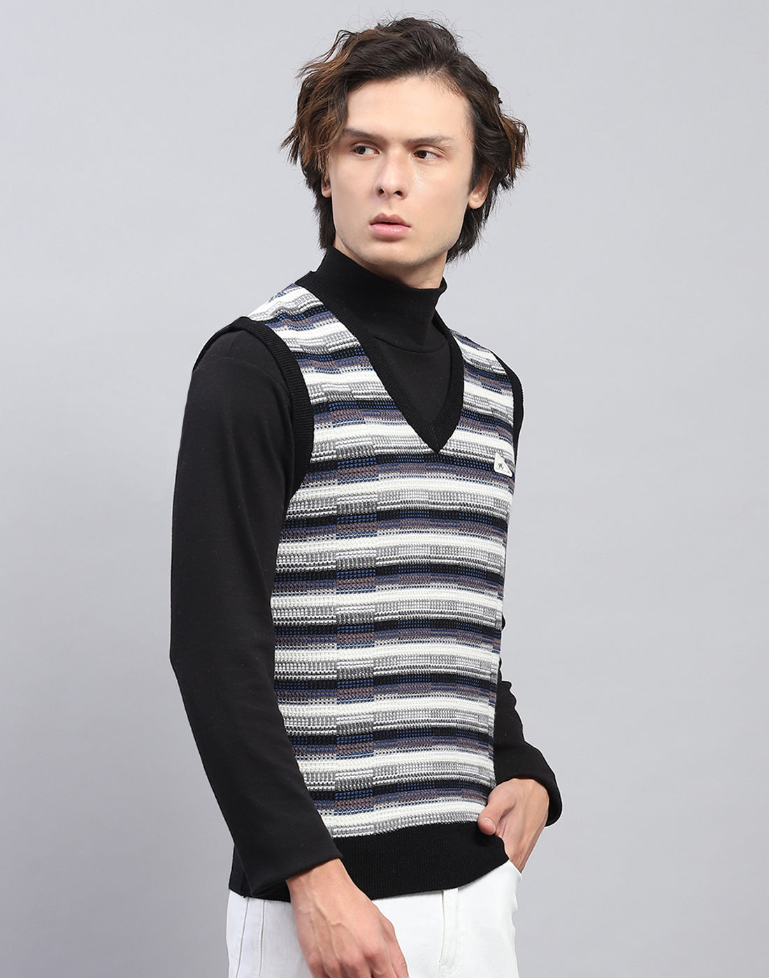 Men Black Self Design V Neck Sleeveless Sweater