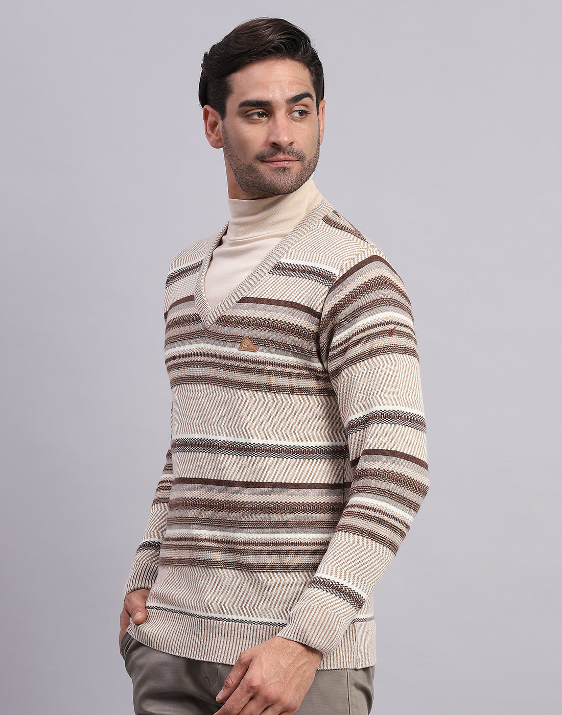 Men Beige Self Design V Neck Full Sleeve Pullover