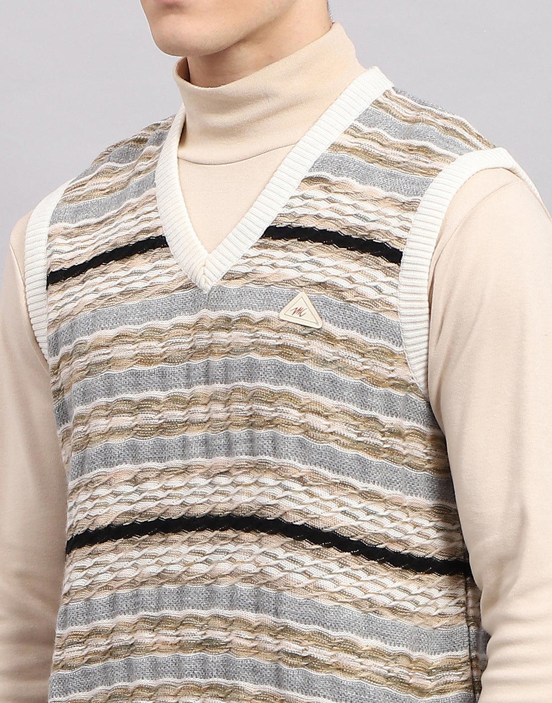 Men Multicolor Stripe V Neck Sleeveless Sweater