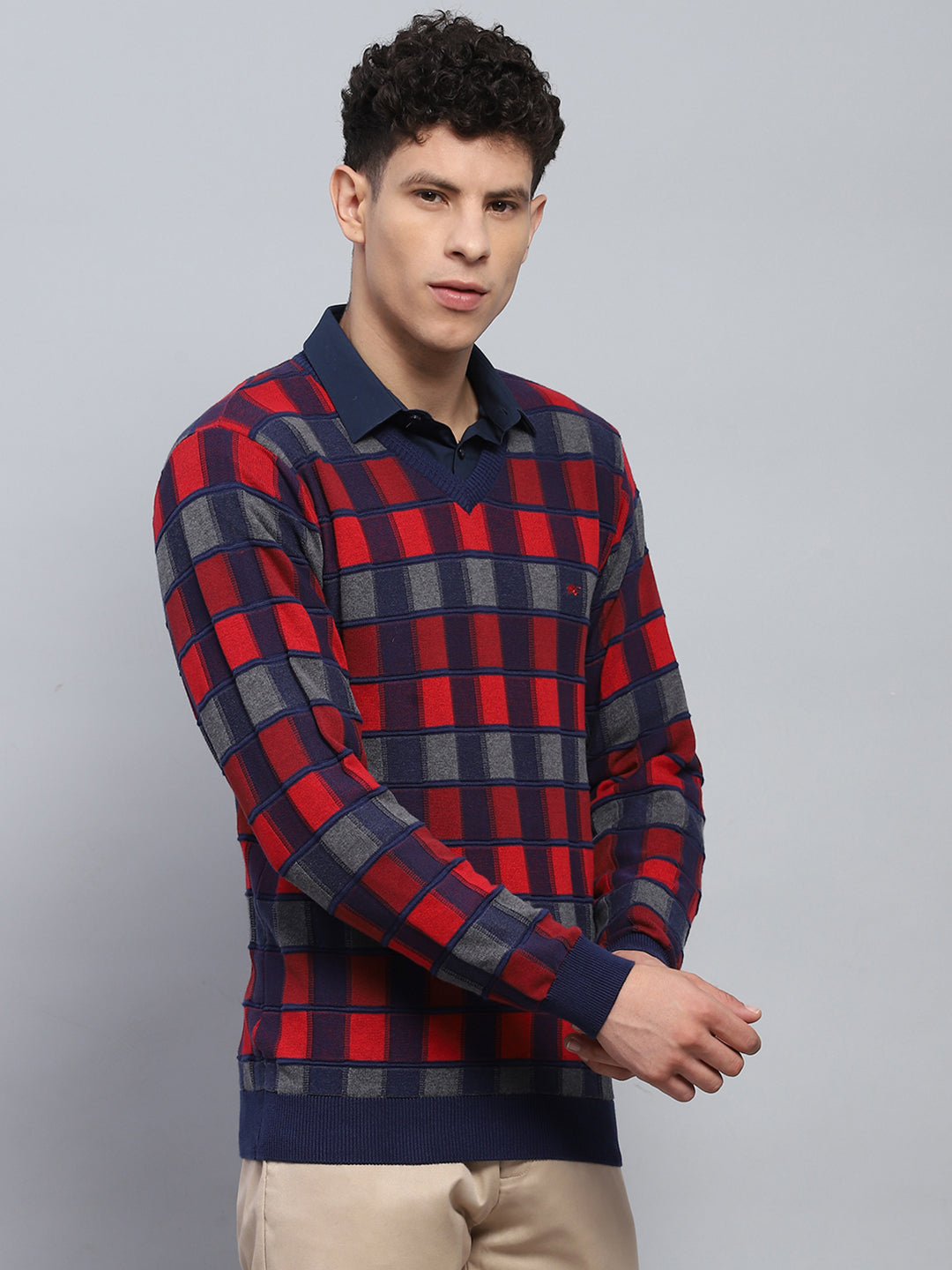 Men Blue Check V Neck Full Sleeve Pullover