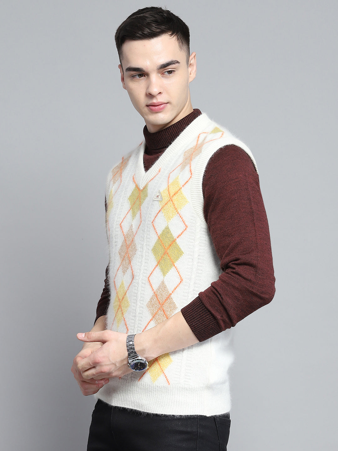 Men Off White Self Design V Neck Sleeveless Sweater