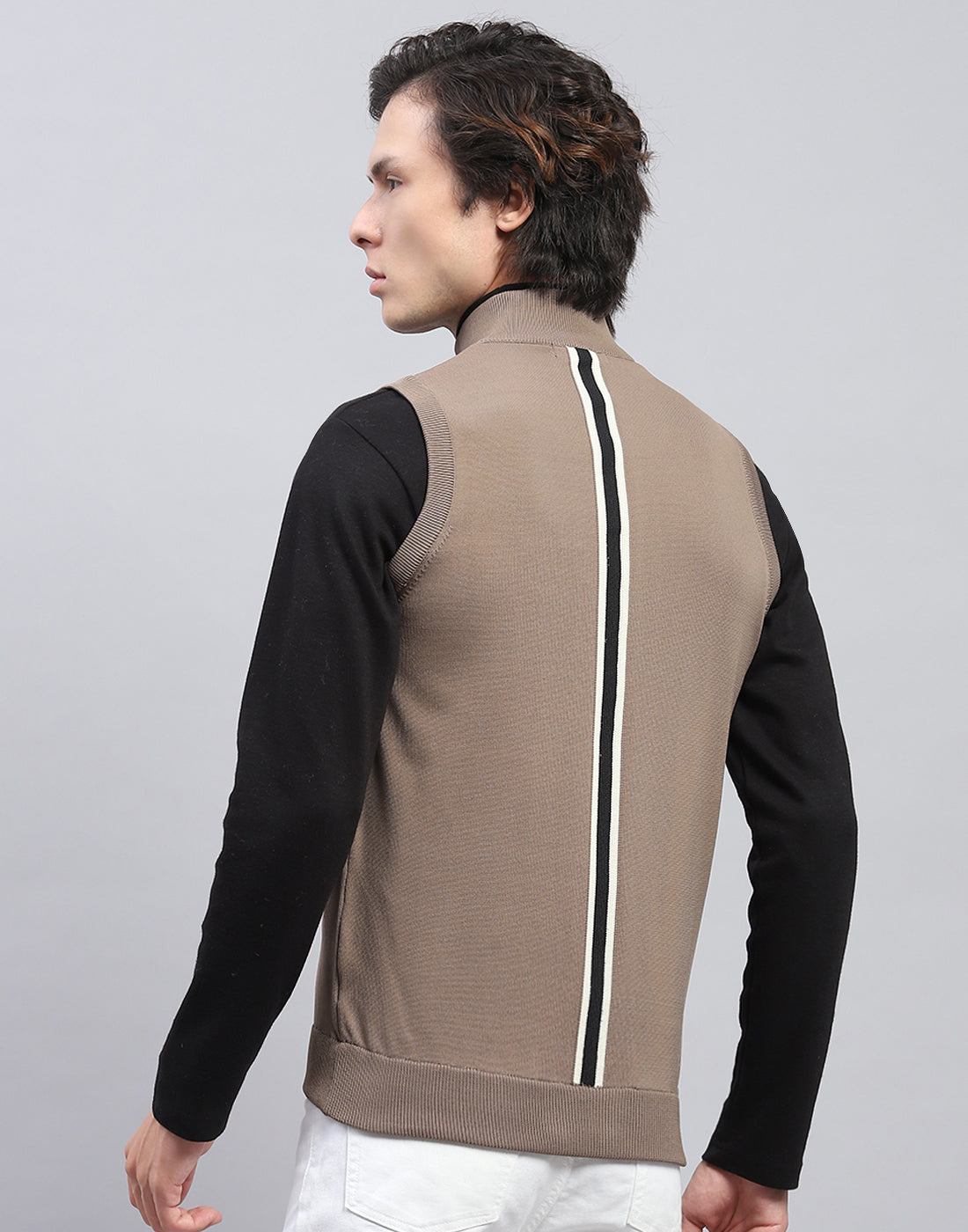 Men Brown Solid Mock Neck Sleeveless Sweater