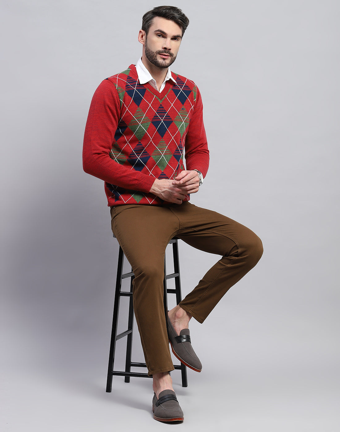 Men Red Geometric V Neck Full Sleeve Pullover