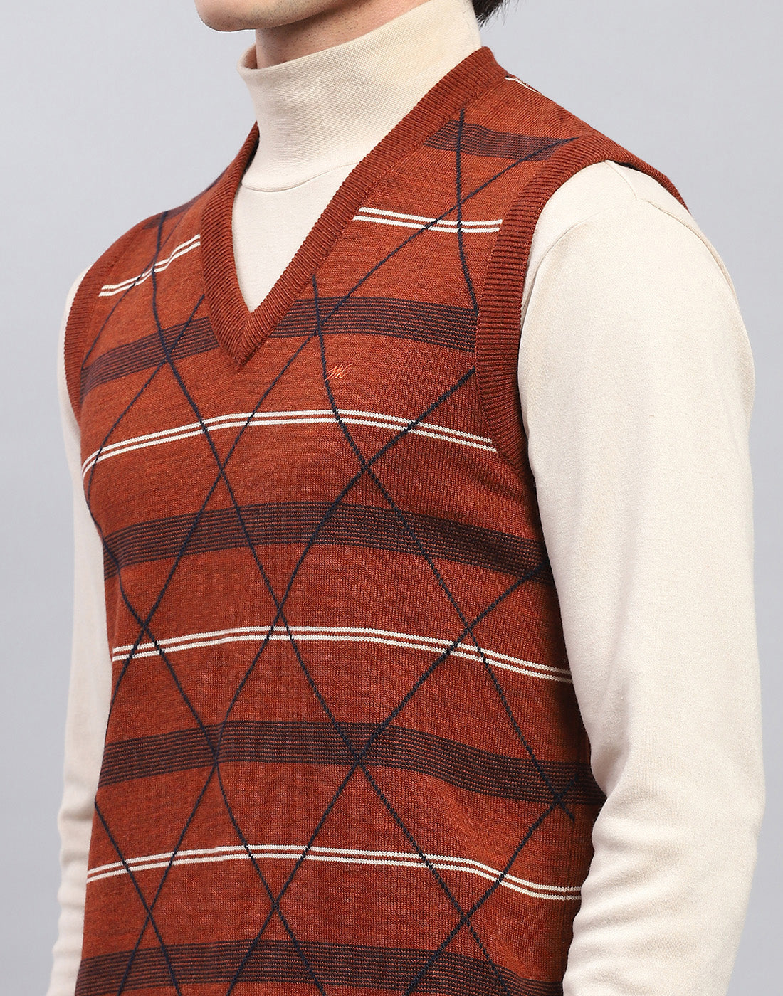 Men Rust Self Design V Neck Sleeveless Sweater