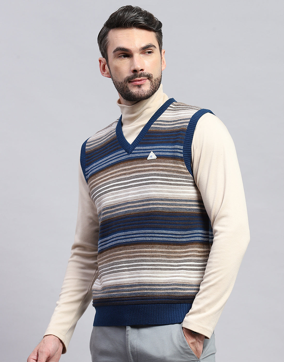 Men Blue Stripe V Neck Sleeveless Sweater