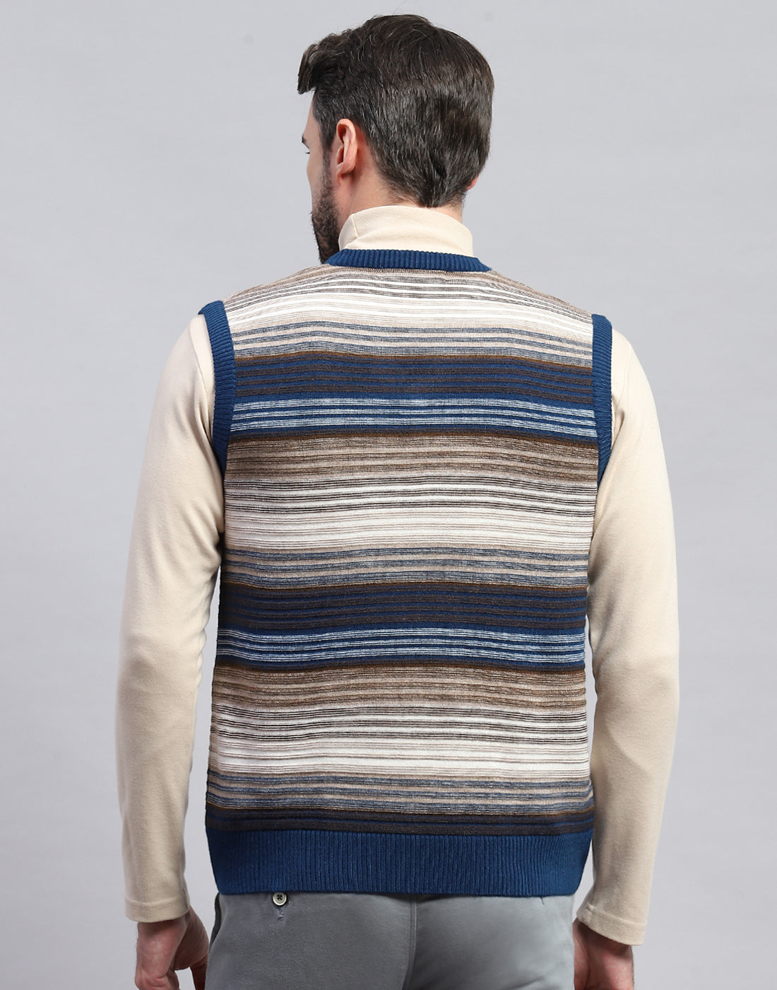 Men Blue Stripe V Neck Sleeveless Sweater