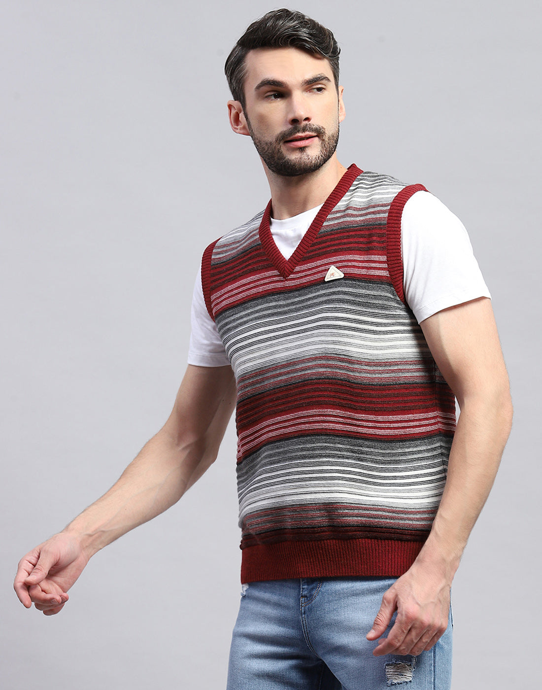 Men Red Stripe V Neck Sleeveless Sweater