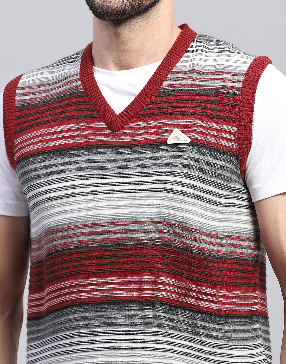 Men Red Stripe V Neck Sleeveless Sweater