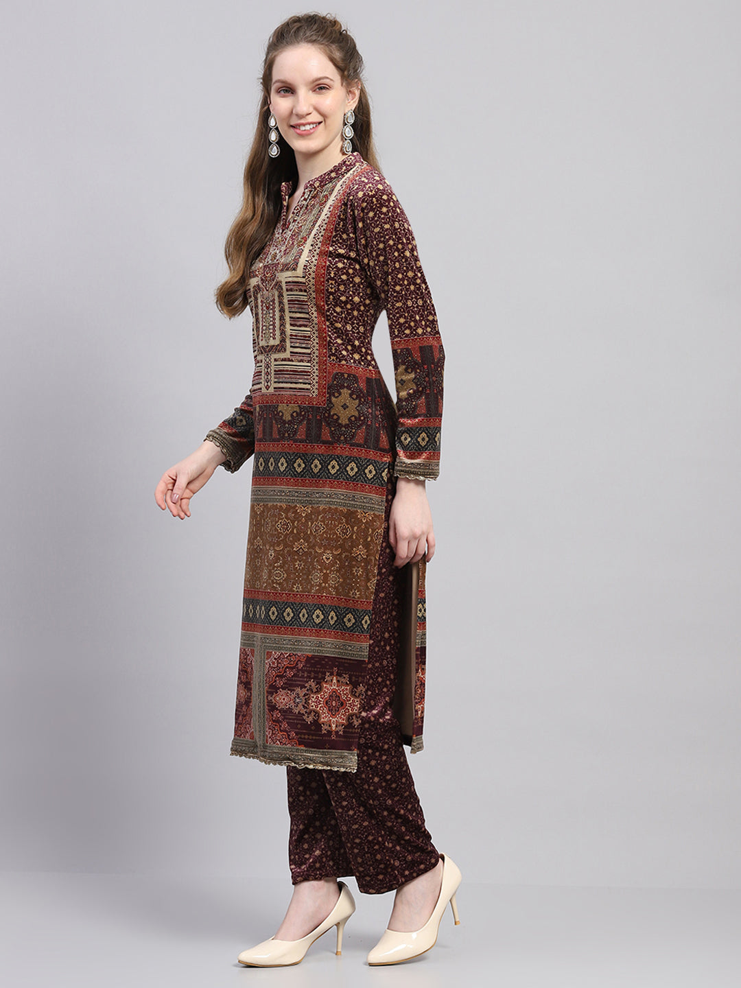 Women Maroon Printed Round Neck Full Sleeve Kurti Set for Winter