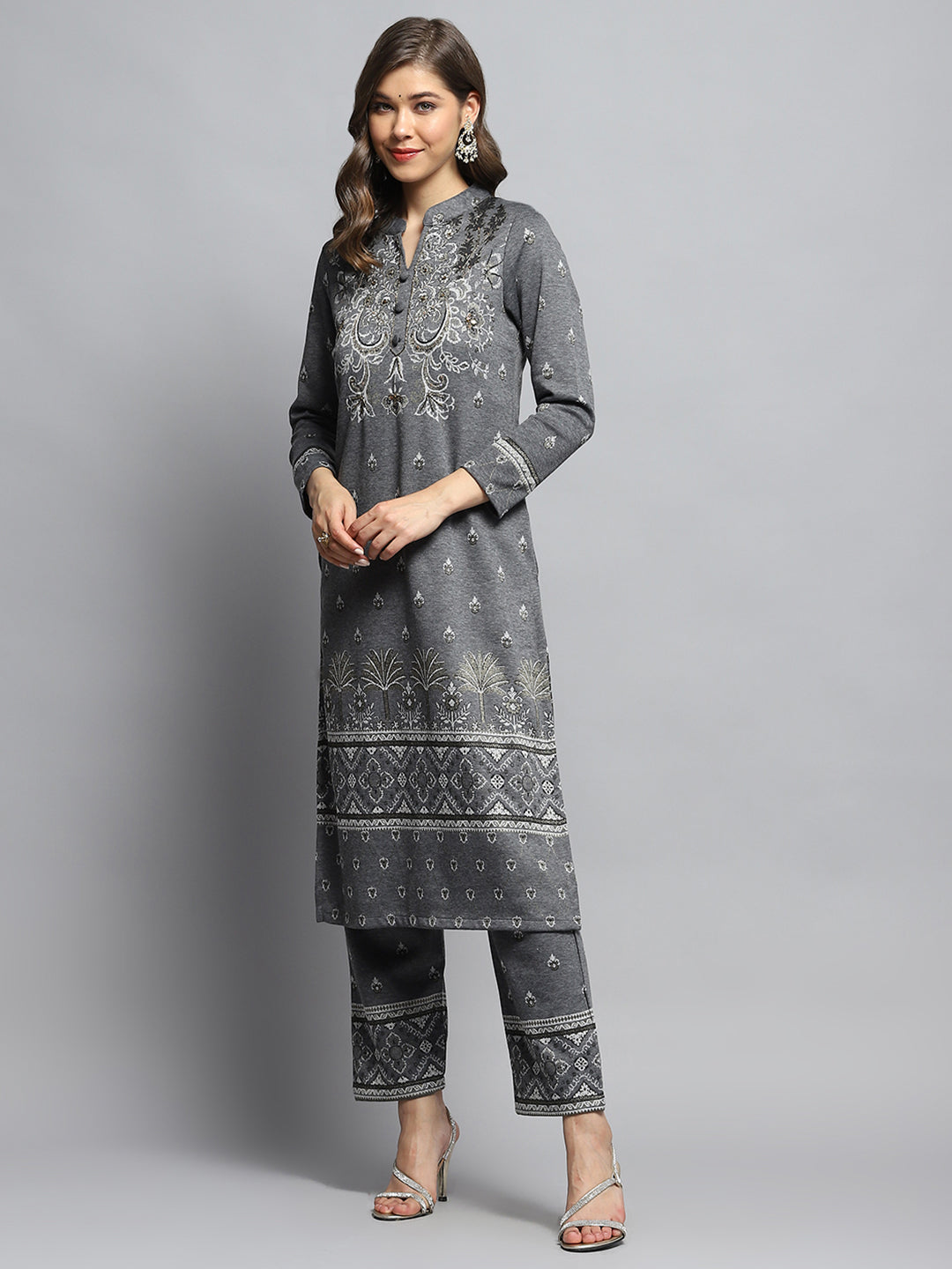 Women Grey Self Design Mandarin Collar Full Sleeve Kurti Set