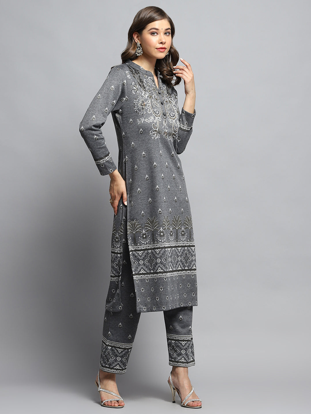 Women Grey Self Design Mandarin Collar Full Sleeve Kurti Set