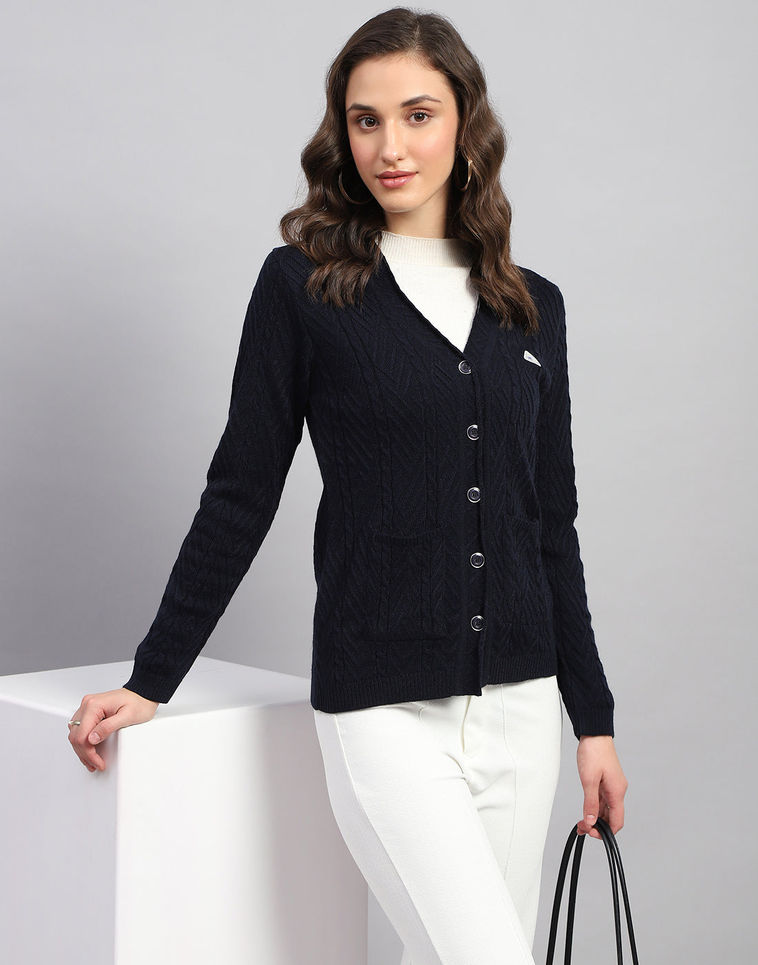 Women Navy Blue Self Design V Neck Full Sleeve Cardigan