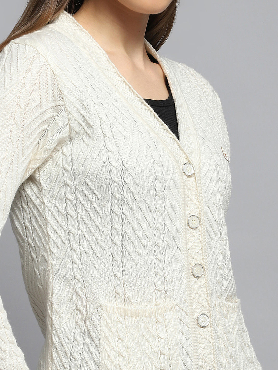 Women Off White Self Design V Neck Full Sleeve Cardigan