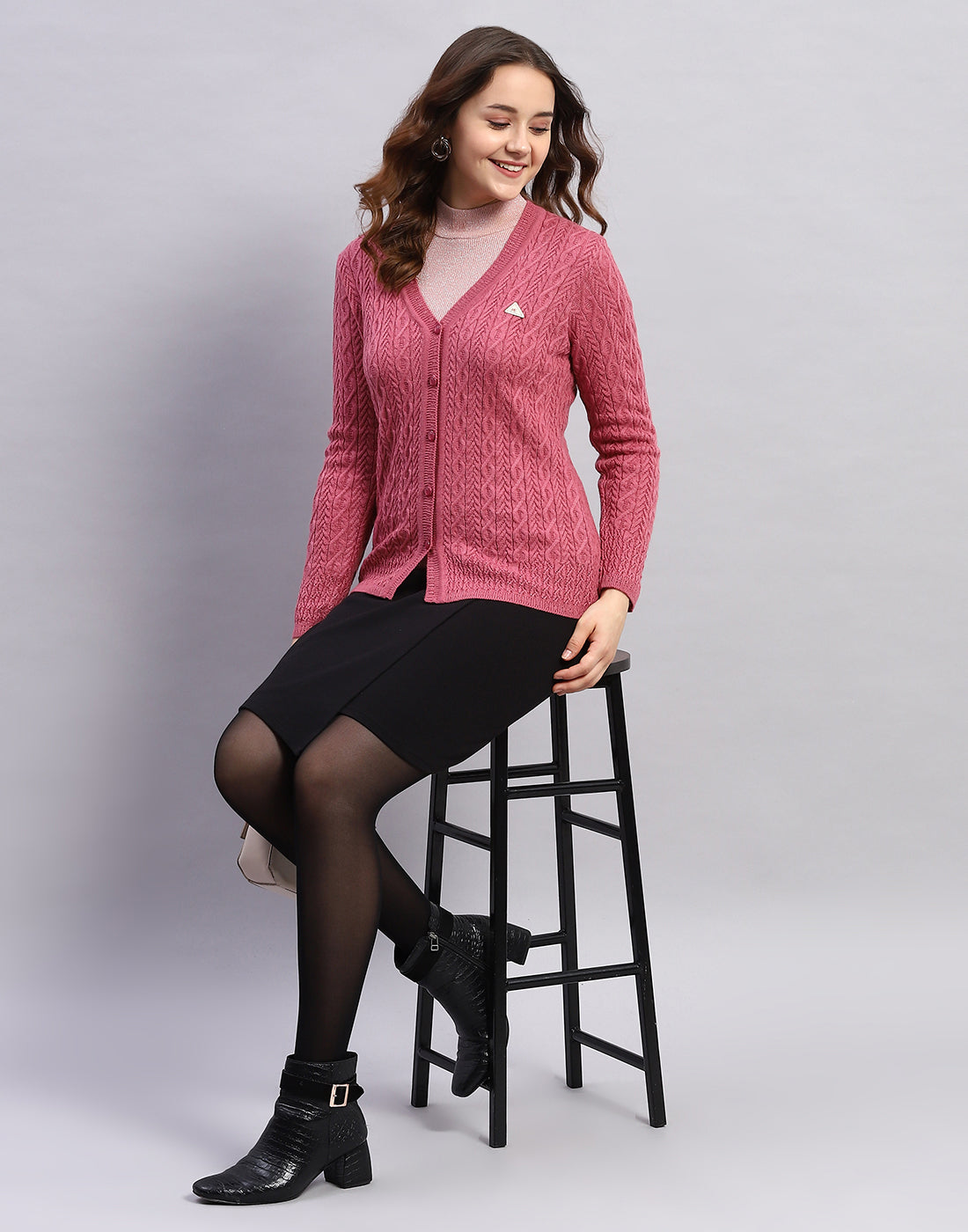 Women Pink Self Design V Neck Full Sleeve Cardigan