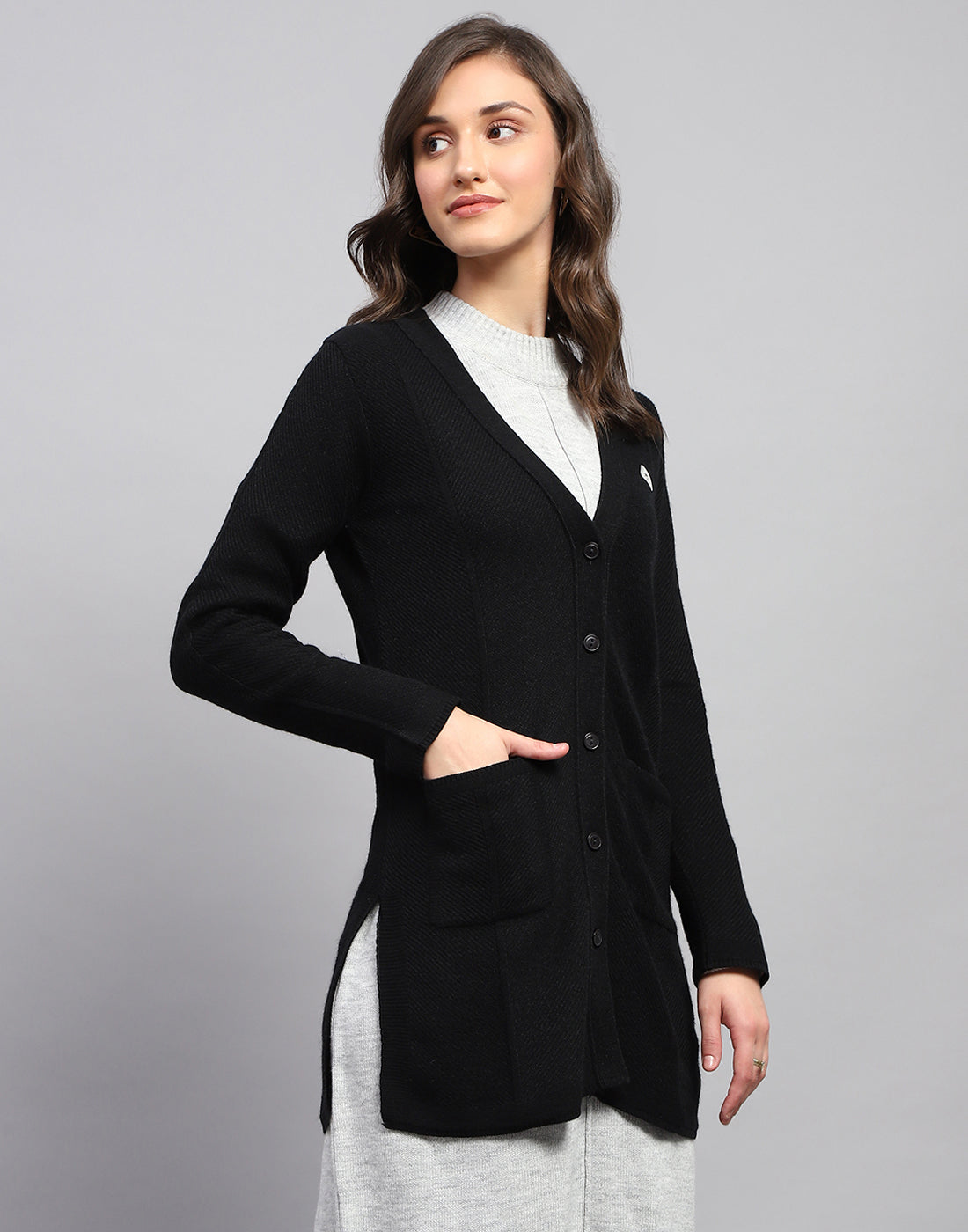 Women Black Self Design V Neck Full Sleeve Cardigan