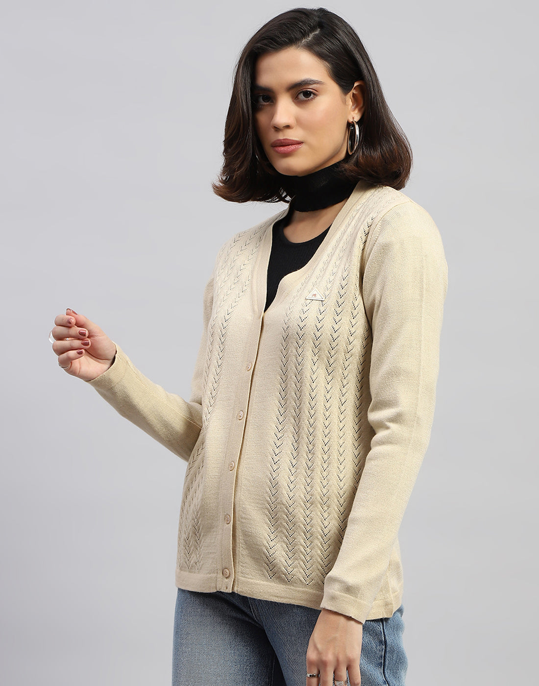 Women Cream Self Design V Neck Full Sleeve Cardigan