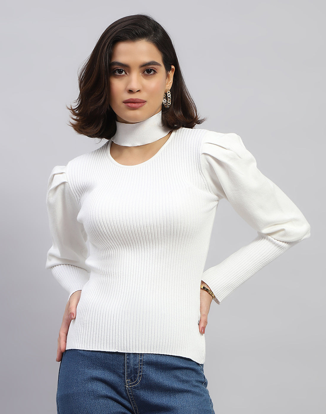 Women White Self Design Round Neck Full Sleeve Sceavy