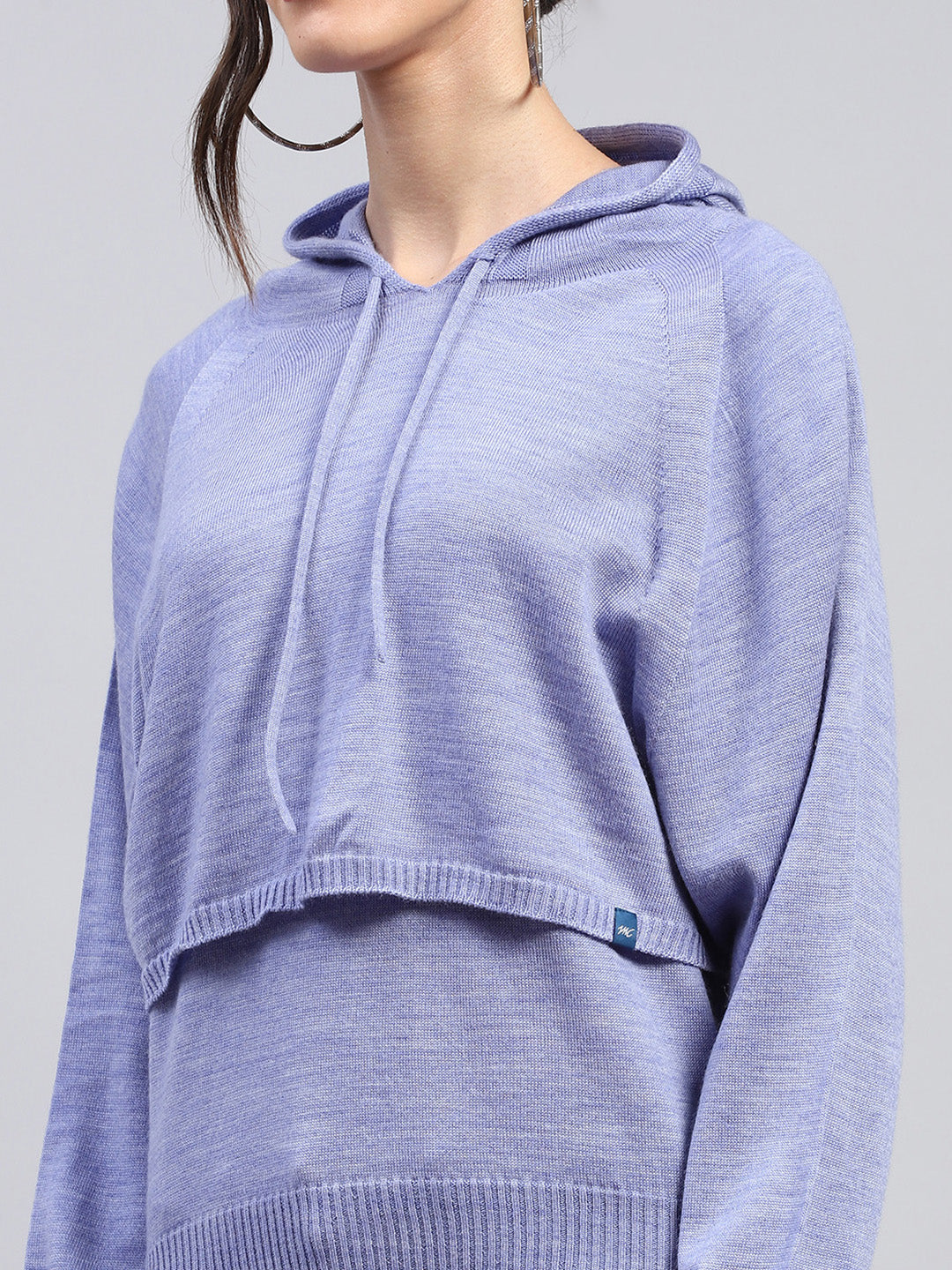 Women Blue Solid Hooded Full Sleeve Winter Tops