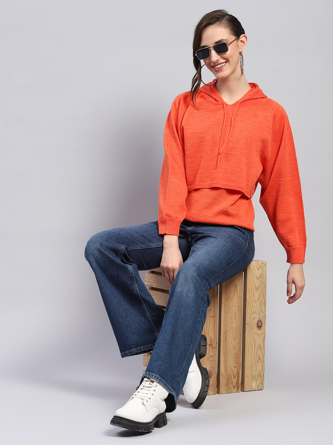 Women Rust Solid Hooded Full Sleeve Winter Tops