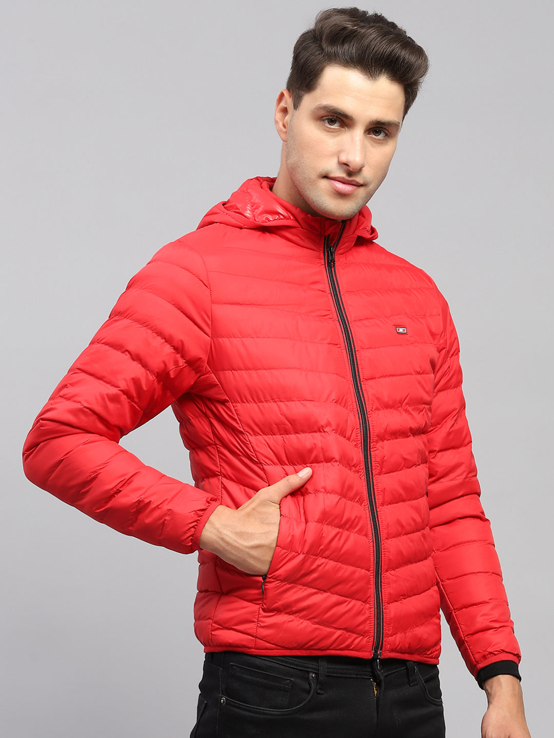 Men Red Solid Hooded Full Sleeve Jacket