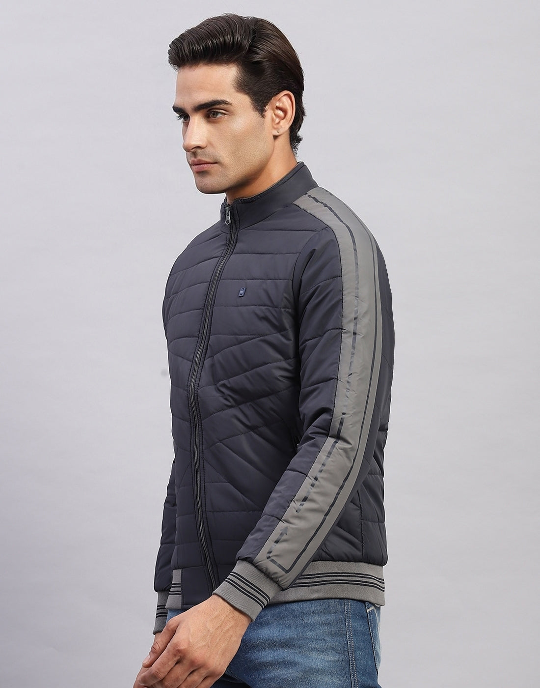 Men Grey Solid Mock Neck Full Sleeve Jacket