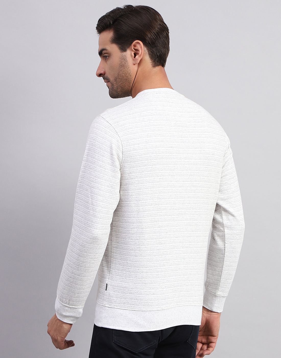 Men White Solid Round Neck Full Sleeve Winter T-Shirt