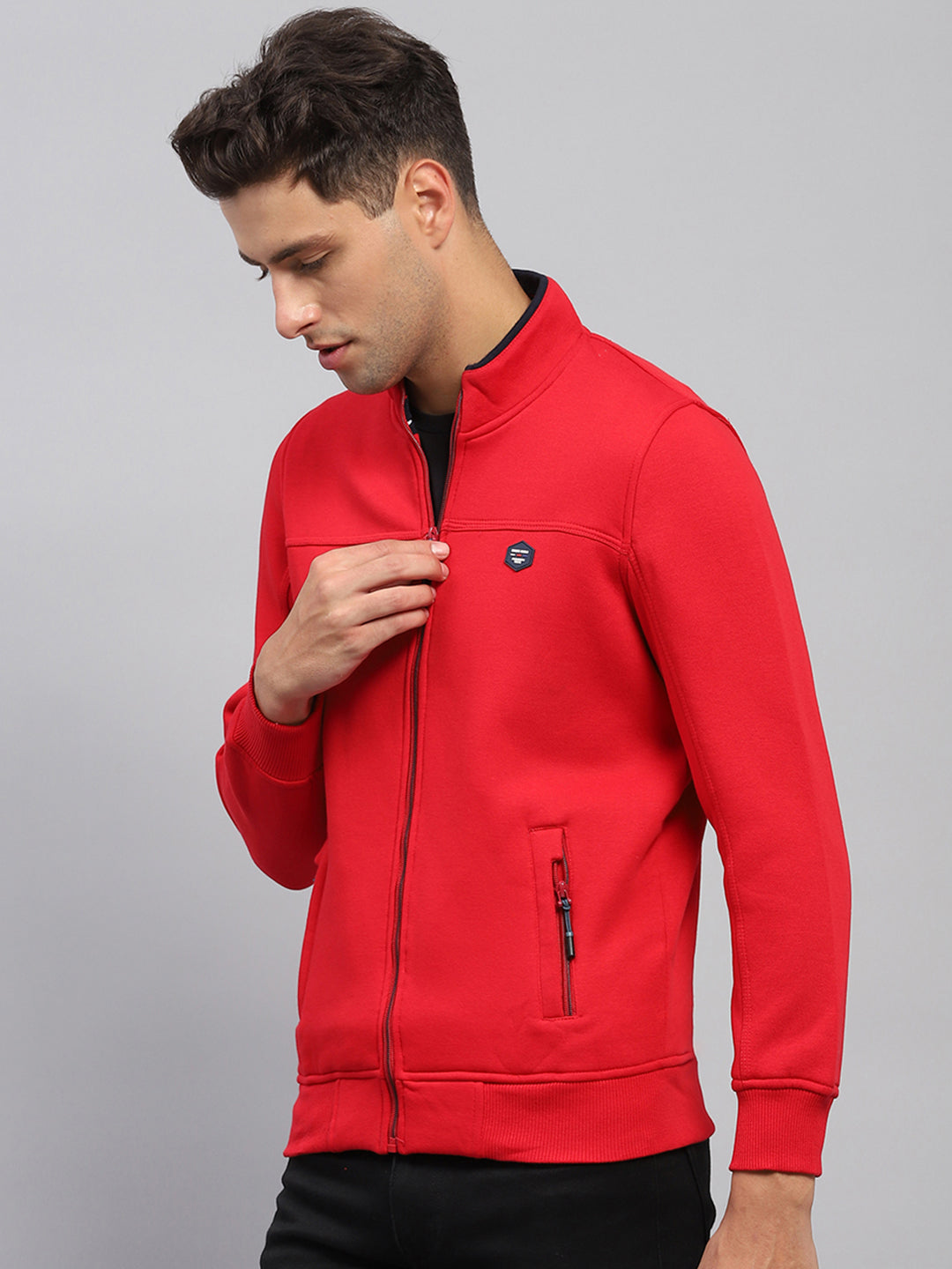 Men Red Solid Mock Neck Full Sleeve Sweatshirt