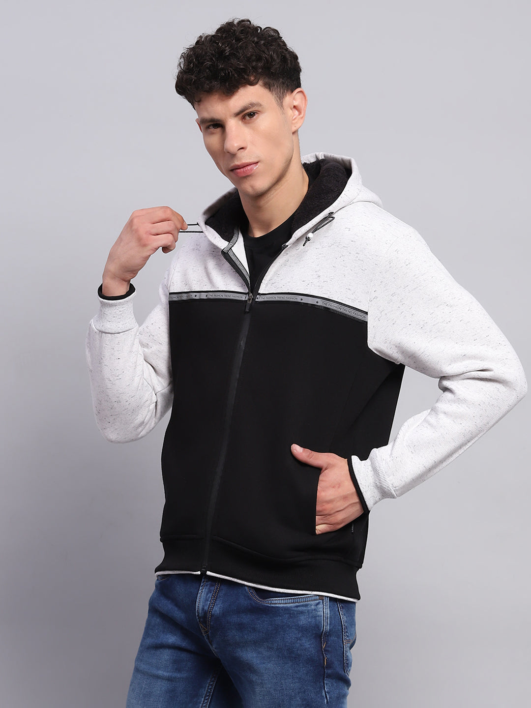 Men Black & White Solid Hooded Full Sleeve Sweatshirt