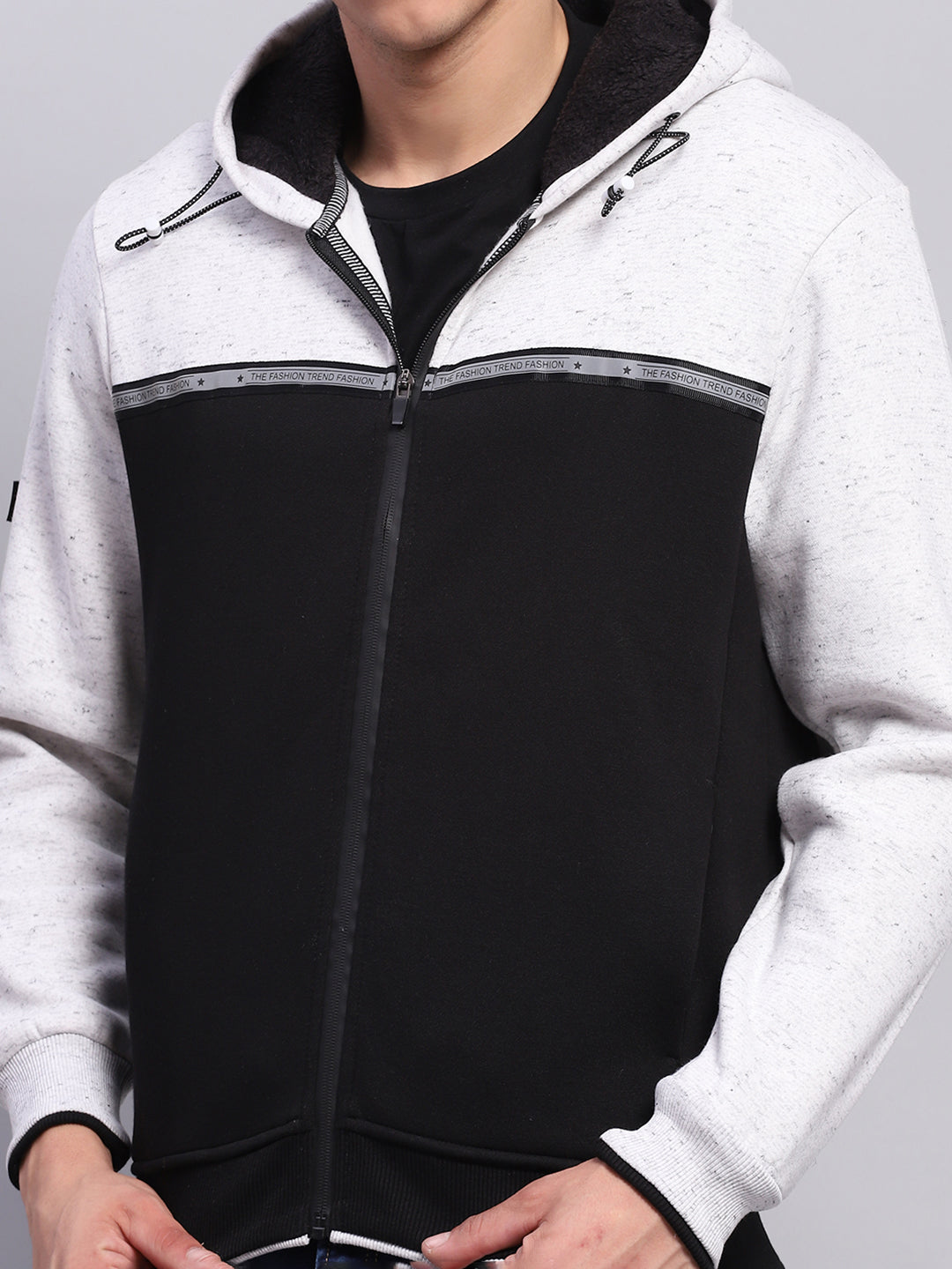 Men Black & White Solid Hooded Full Sleeve Sweatshirt