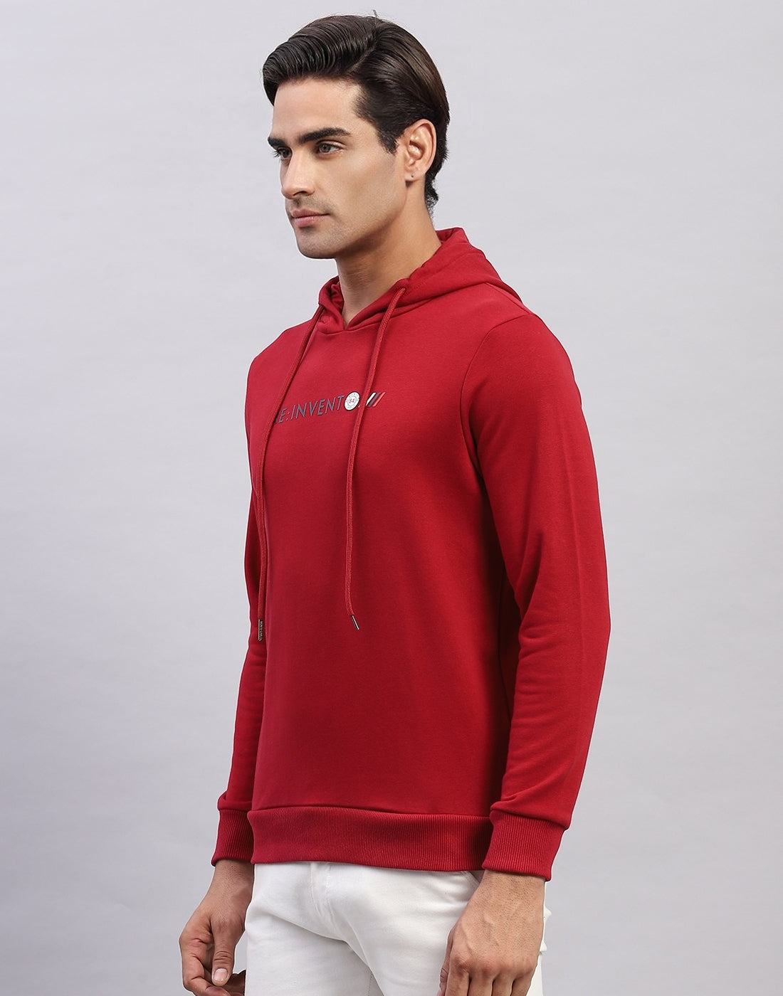 Men Red Solid Hooded Full Sleeve Sweatshirt