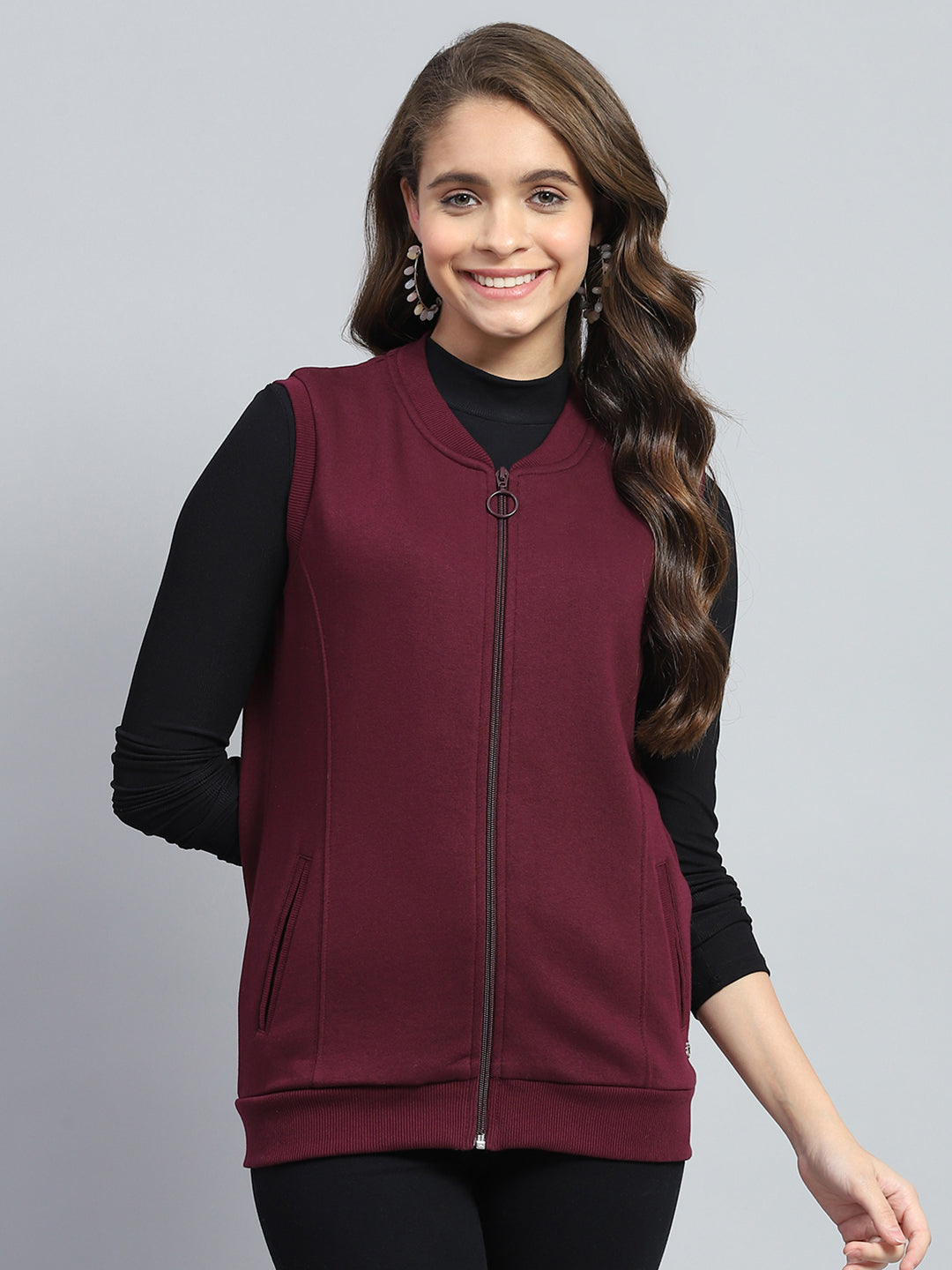 Women Maroon Solid Round Neck Sleeveless Sweatshirt