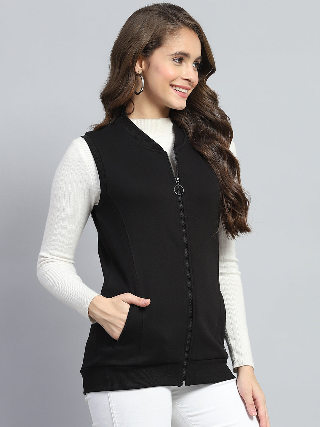 Women Black Solid Round Neck Sleeveless Sweatshirt