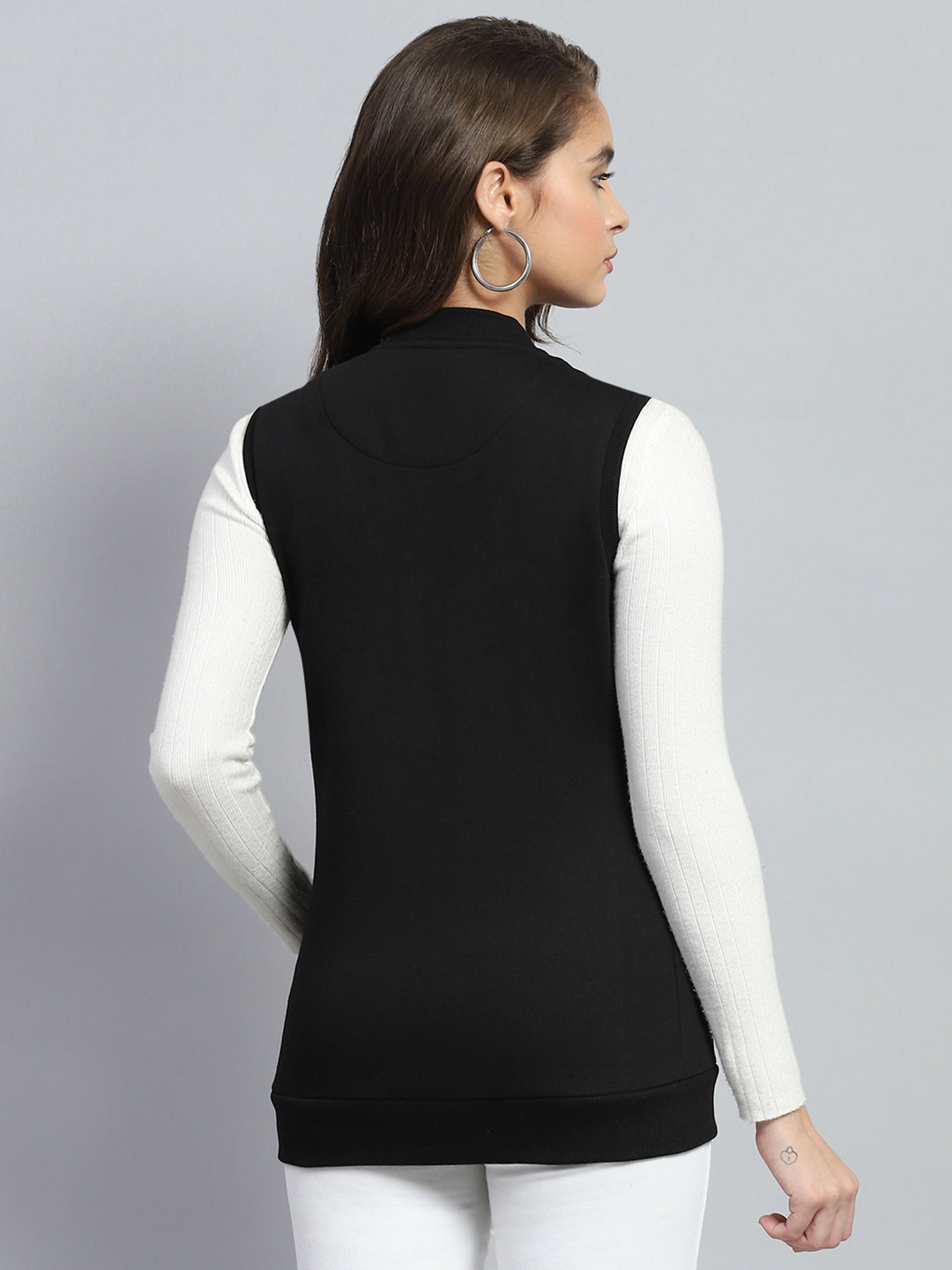 Women Black Solid Round Neck Sleeveless Sweatshirt