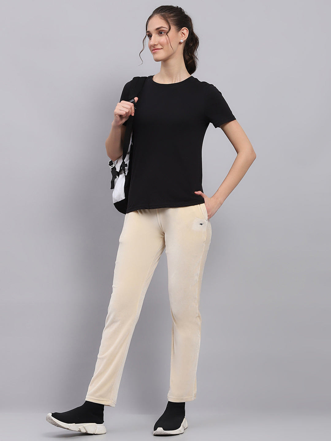 Women Beige Solid Regular Fit Lower