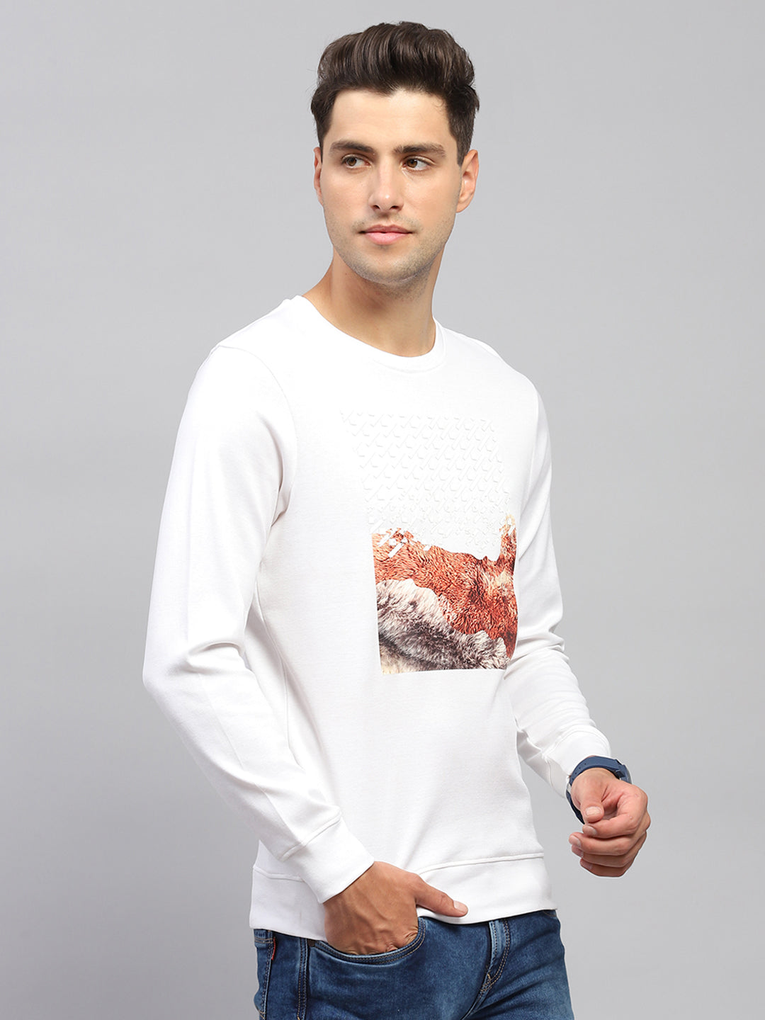 Men White Printed Round Neck Full Sleeve Sweatshirt