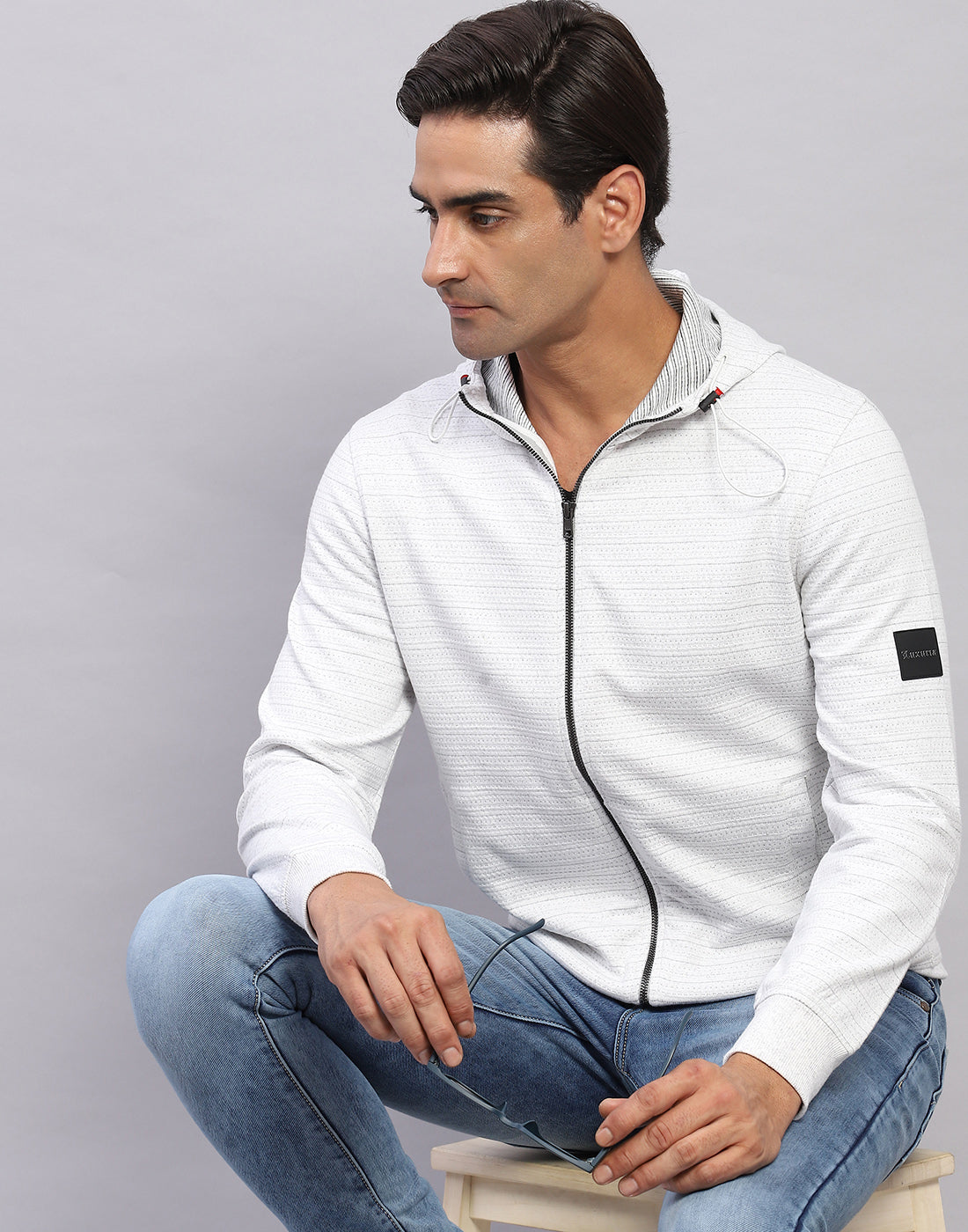 Men White Solid Hooded Full Sleeve Sweatshirt