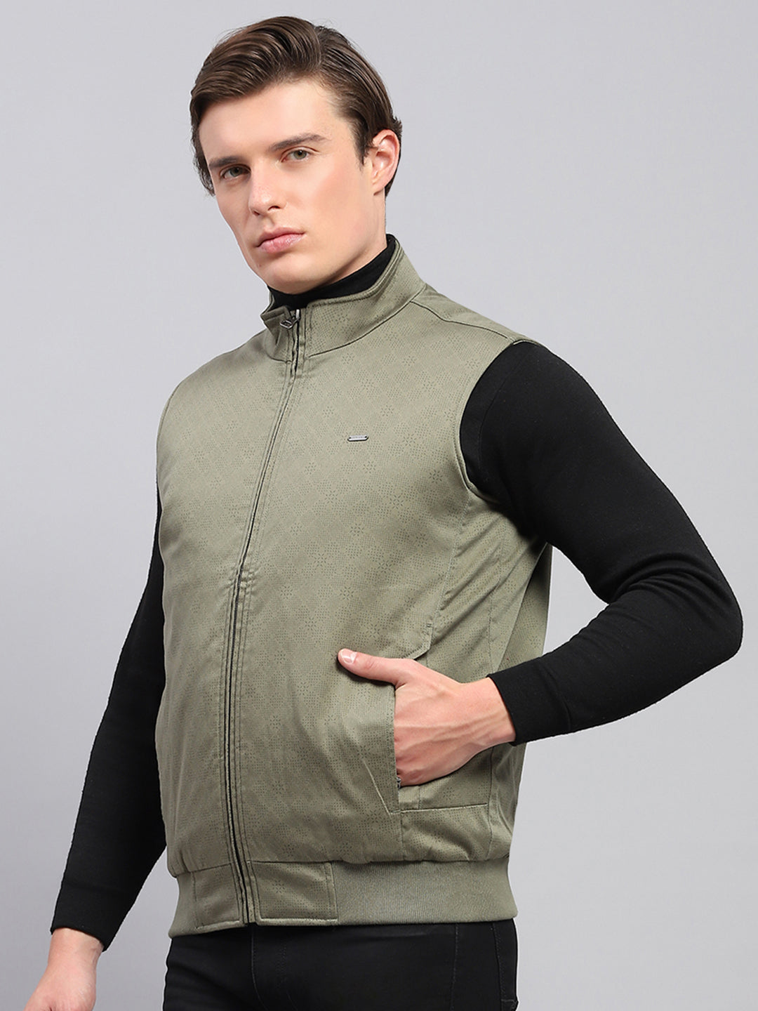 Men Olive Solid Mock Neck Sleeveless Jacket