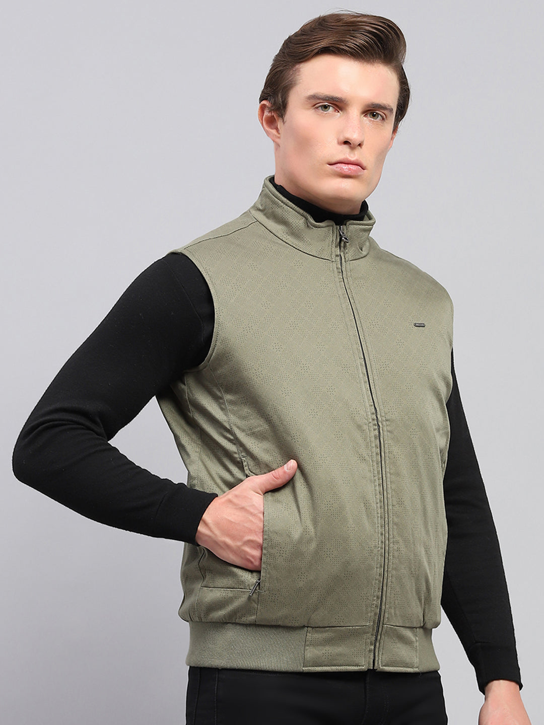 Men Olive Solid Mock Neck Sleeveless Jacket