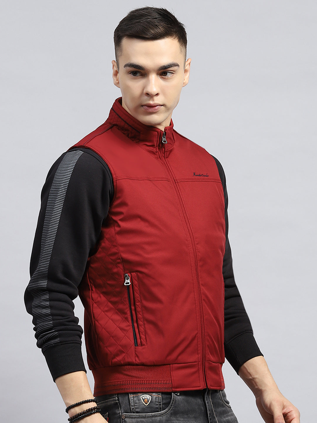 Men Maroon Solid Mock Neck Sleeveless Jacket